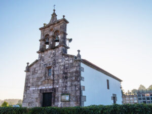 Iglesia de Santa María de César (vista completa)